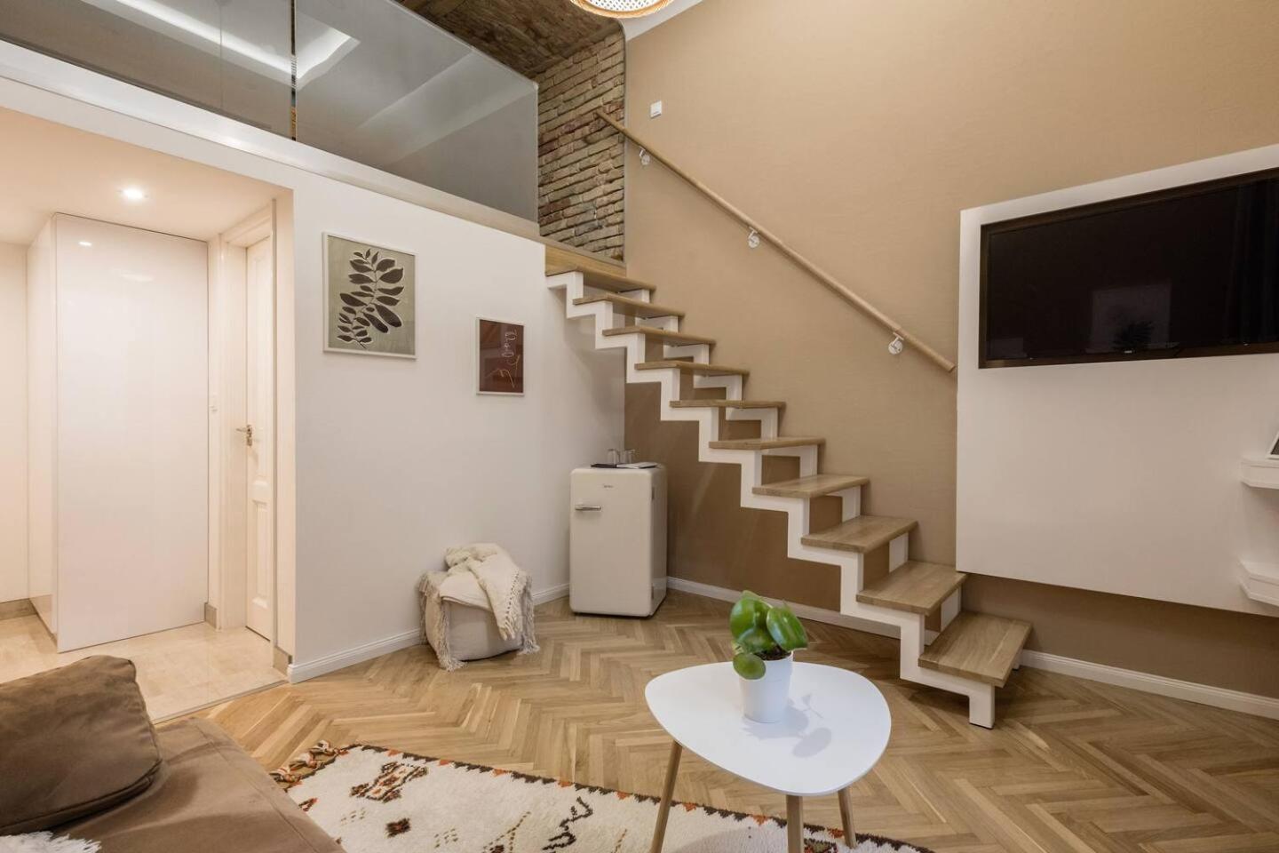 L1 Apartments Budapest Luaran gambar